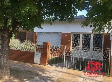 Casa · 95m² · 3 Ambientes · Casa en Venta en José C. Paz, G. B. a. Zona Norte, Argentina