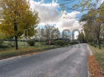 HOG-HOG-1251_2 · Lote 1000 m² en Esquina Barrio El Tropezon