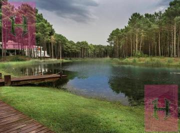 Terreno · 1033m² · Venta Lote en Villa Robles – Barrio Albatros | Naturaleza, Mar y Confort en un Solo Lugar