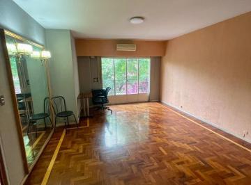Departamento · 68m² · 3 Ambientes · Departamento en Venta de 3 Ambientes con Dependencia