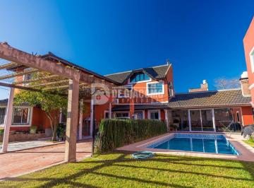 Casa · 531m² · 4 Ambientes · 6 Cocheras · Casa en Venta en Manuel Alberti, Pilar, G. B. a. Zona Norte