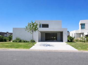 Casa de 6 ambientes, Funes · Vida Barrio Privado - Funes