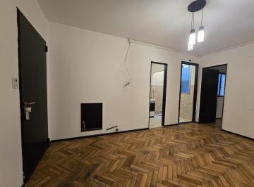 Departamento · 41m² · 2 Ambientes · Departamento en Alquiler en Flores, Capital Federal, Buenos Aires