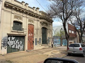Casa · 520m² · Lote Para Desarrollo en La Plata