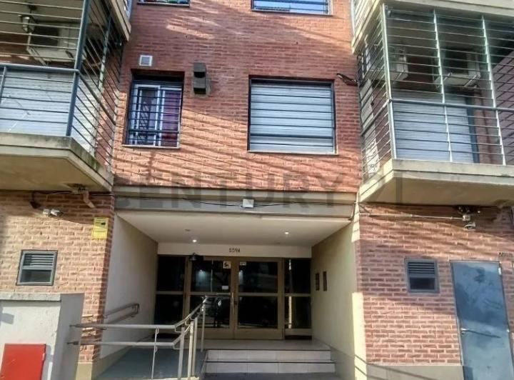 Moderno Departamento de 3 Ambientes en Venta en El Corazon de Villa Riachuelo.