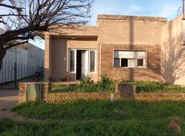 Casa · 104m² · 3 Ambientes · Casa - Olavarria