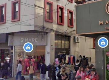 Local comercial , Flores · Local Comercial de 160 m² en Alquiler en Flores Norte
