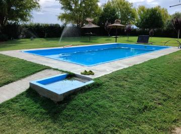 Casa de 7 ambientes, El Carrizal · Nz Propiedades Vende Quincho con Piscina y Parquizado, Totalmente Equipado