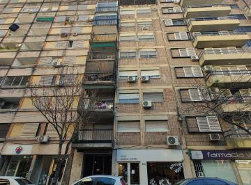 Departamento · 74m² · 4 Ambientes · Venta Departamento 3 Dorm. - Rosario Centro