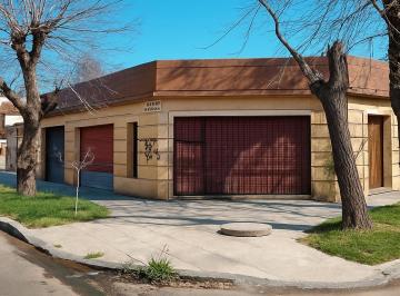 Casa · 165m² · 3 Ambientes · Casa en Venta Lomas de Zamora