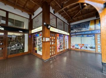 Local comercial · 162m² · 3 Ambientes · En Centro Galeria Firenze