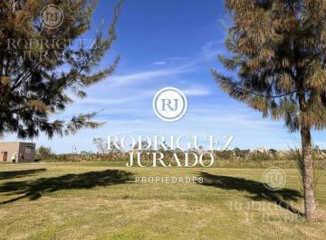 ROJ-ROJ-63_2 · Terreno en Barrio Nautico El Naudir