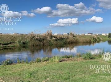 ROJ-ROJ-105_2 · Terreno - El Canton Lote Al Agua Barrio Golf