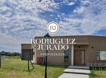 ROJ-ROJ-161_2 · Oportunidad! Casa en Venta en Barrio San Sebastian Area 5