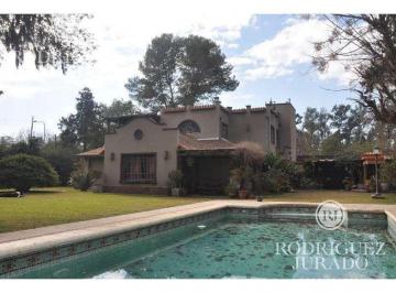 ROJ-ROJ-225_2 · La Bota Excelente Casa