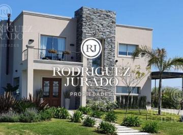 ROJ-ROJ-254_2 · Impresionante Casa en Venta en El Country San Sebastian!