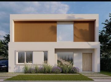 Casa · 143m² · 5 Ambientes · Casa en Venta en Santa Sofía, Pilar del Este, Pilar