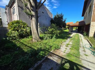 Terreno , San Isidro · Muy Buen Lote con Casa a Refaccionar Y/o Apto Duplex