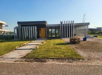 Casa · 199m² · 6 Ambientes · 2 Cocheras · Casa en La Providencia