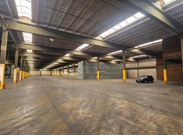 Bodega-Galpón · 18000m² · Nave Industrial en Quilmes