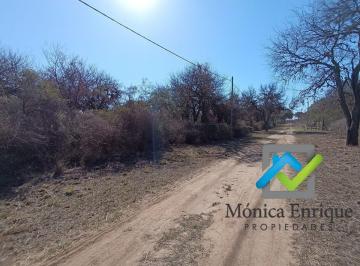 Terreno · 975m² · Lote de 975 m² en Carpintería con Servicio de Luz y Agua