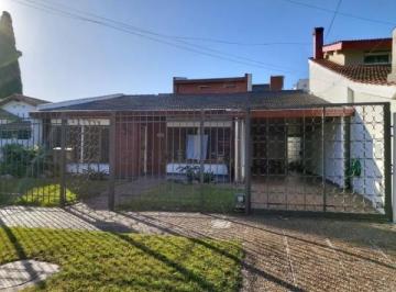 Casa · 250m² · 4 Ambientes · Larralde 2463 ‼ Chalet 5 Ambientes Sobre Lote de 10 X 45