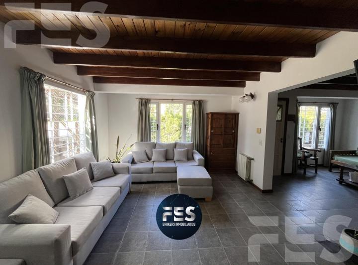 Departamento · 100m² · 4 Ambientes · 1 Cochera
