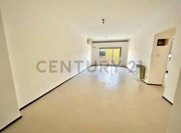 Departamento · 89m² · 3 Ambientes · 1 Cochera · Venta Depto 3 Ambientes Belgrano "R" con Cochera y Baulera