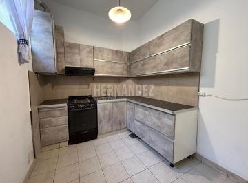 PH · 65m² · 3 Ambientes · PH 3 Ambientes con Patio y Terraza, Sarandi Centro