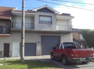 Departamento · 80m² · 3 Ambientes · Alquiler Departamento 3 Ambientes con Amplio Quincho - Mar del Plata - Unico en Primer Piso