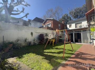Casa · 180m² · 5 Ambientes · 1 Cochera · Casa Venta Vicente López 5 Ambientes Jardín Cochera