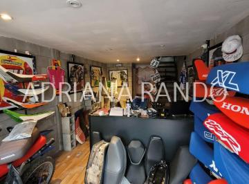 Local comercial de 1 ambiente, Villa Ortuzar · Excelente Local con Entrepiso