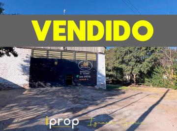 Local comercial · 195m² · Oportunidad Única! Venta de Galpón Sobre Ruta Nac 38!