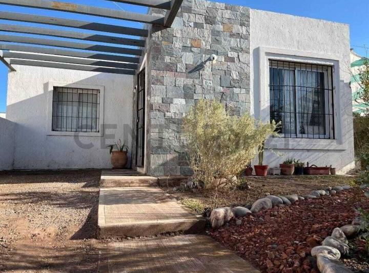 Casa · 59m² · 3 Ambientes · 1 Cochera