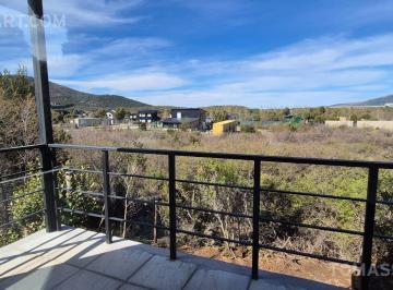 Casa · 76m² · 3 Ambientes · Casa en Venta en Lomas del Cauquén