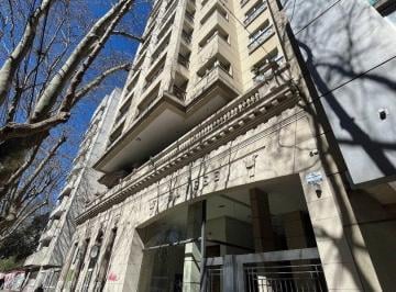 Departamento · 48m² · 2 Ambientes · 1 Cochera · Abes Elysee, 7 Mo Al Frente, Balcon, Cochera Descubierta, VI