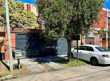 Departamento · 80m² · 3 Ambientes · 1 Cochera · PH 3 Amb en Lanus Oeste - Veracruz