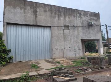 Fachada Dante Alighieri · Venta: Galpón de 314 m² en Perez