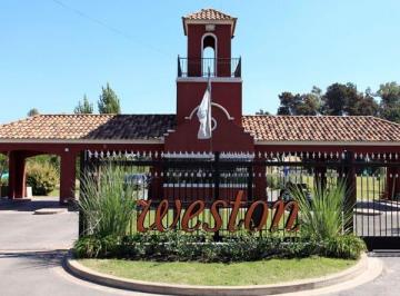 Terreno · 930m² · Excelente Lote a La Venta en Barrio Weston, Moreno