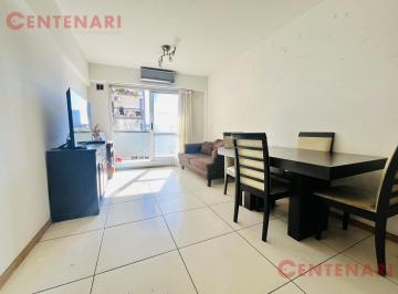Departamento · 68m² · 4 Ambientes · 1 Cochera · Departamento Venta 4 Ambientes Cochera Parque Patricios