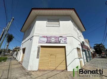 Local comercial · 38m² · 1 Cochera · Local 38 m² Cubiertos. Sobre Ochava