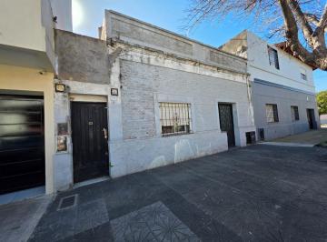 Casa · 120m² · 4 Ambientes · En Venta en Villa Lynch 2 Casas Juntas Patio y Terraza F: 10628