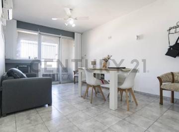 Departamento · 52m² · 2 Ambientes · 1 Cochera · Venta de Departamento de 1 Dormitorio con Cochera en La Plata