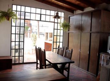 Casa · 170m² · 6 Ambientes · Casa en Venta 6 Ambientes Avellaneda