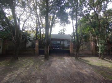 Casa de 4 ambientes, Almirante Brown · Casa en Venta en Burzaco