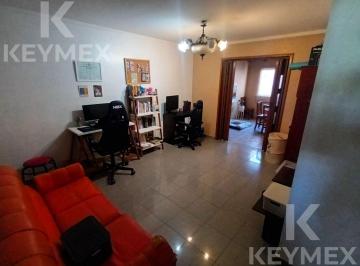 Casa · 117m² · 4 Ambientes · 1 Cochera · Casa en Venta 3 Dorm. Juan B. Justo Manzana 19 Berisso
