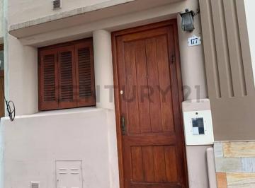 Casa · 76m² · 7 Ambientes · Casa en Venta en Rafaela, Barrio 9 de Julio
