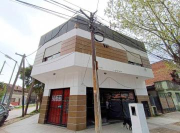 Local comercial · 300m² · 5 Ambientes · 7 Cocheras · Venta en Bloque Bernal