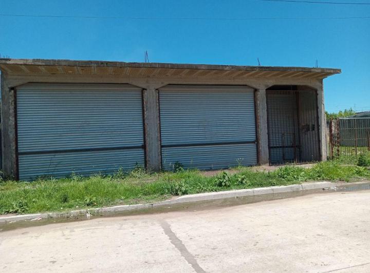 Local comercial · 240m²