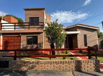 PH · 85m² · 3 Dormitorios · 1 Cochera · Venta Casa en PH 3 Dorm. 2 Baños en Barrio Santa Rita Carlos Paz
